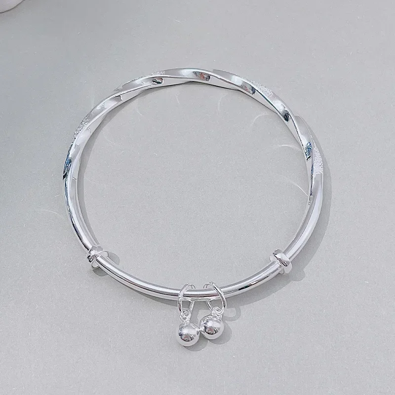 925 Sterling Silver Full-Blown Flowers Bracelet ·Delicate Adjustable Light Luxury Jewelry for Women, Party & Wedding