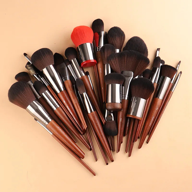 MUF Makeup Brush Set & Kit ·Foundation, Blusher, Eyeshadow, Highlight, Powder & Eyebrow Brushes for Professional Artists